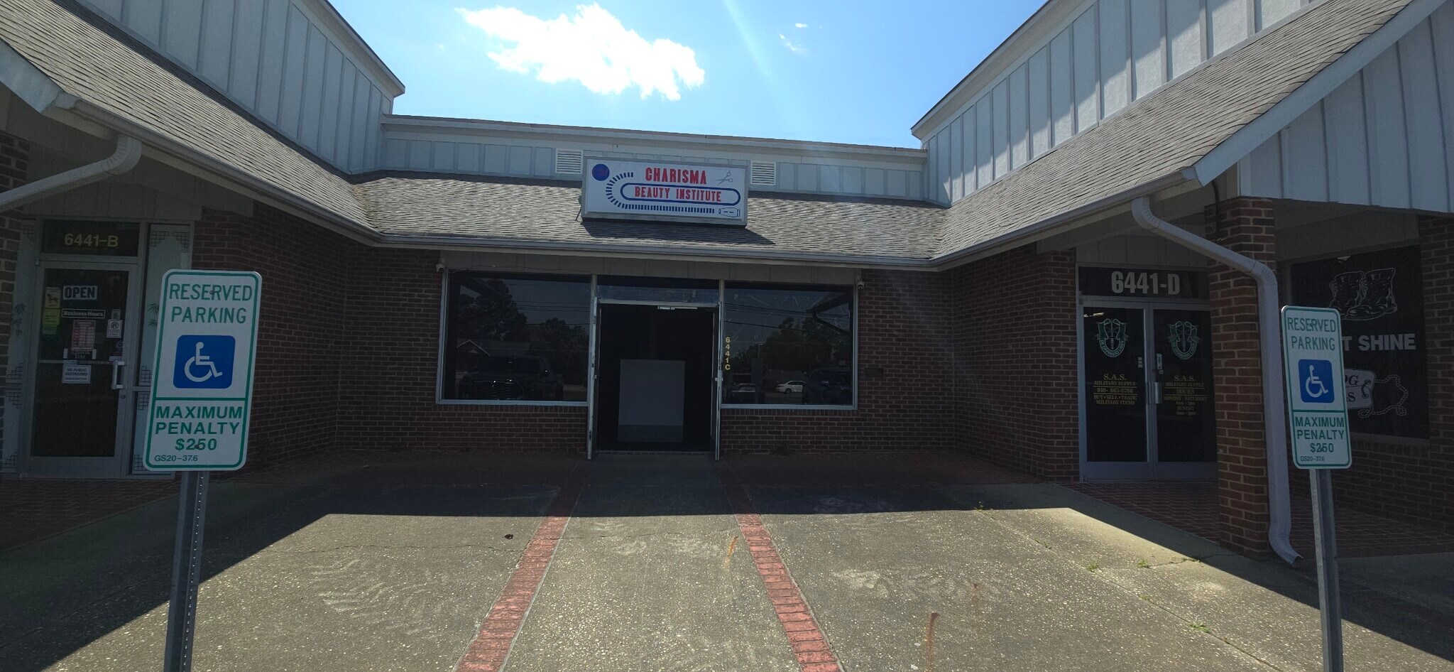 6441-6451 Yadkin Rd, Fayetteville, NC for lease Building Photo- Image 1 of 24