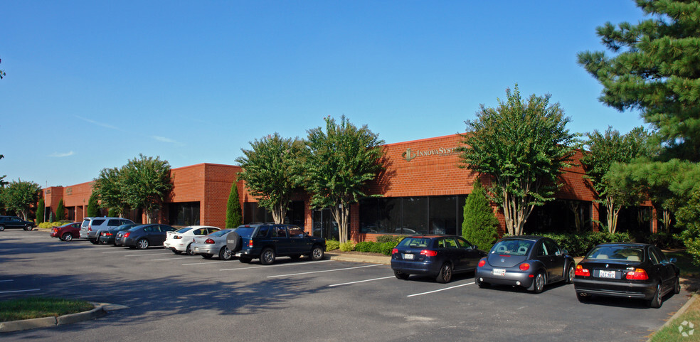 2600 Eltham Ave, Norfolk, VA for lease - Building Photo - Image 1 of 1