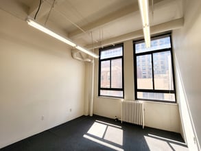 344 W 38th St, New York, NY for lease Interior Photo- Image 2 of 8