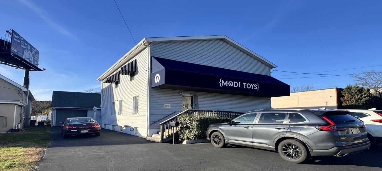 13 Coral St, Edison, NJ for lease Building Photo- Image 1 of 5