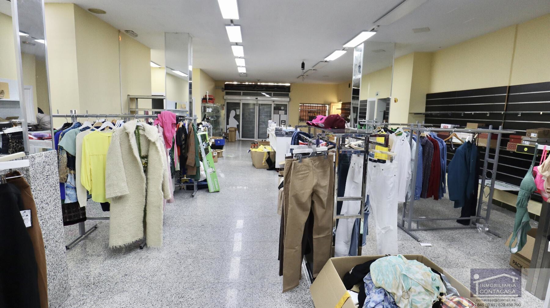 Commerce de détail dans Colmenar Viejo, Madrid à vendre Photo principale- Image 1 de 3
