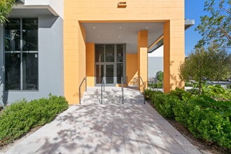 600 N Andrews Ave, Fort Lauderdale, FL for lease Interior Photo- Image 2 of 15