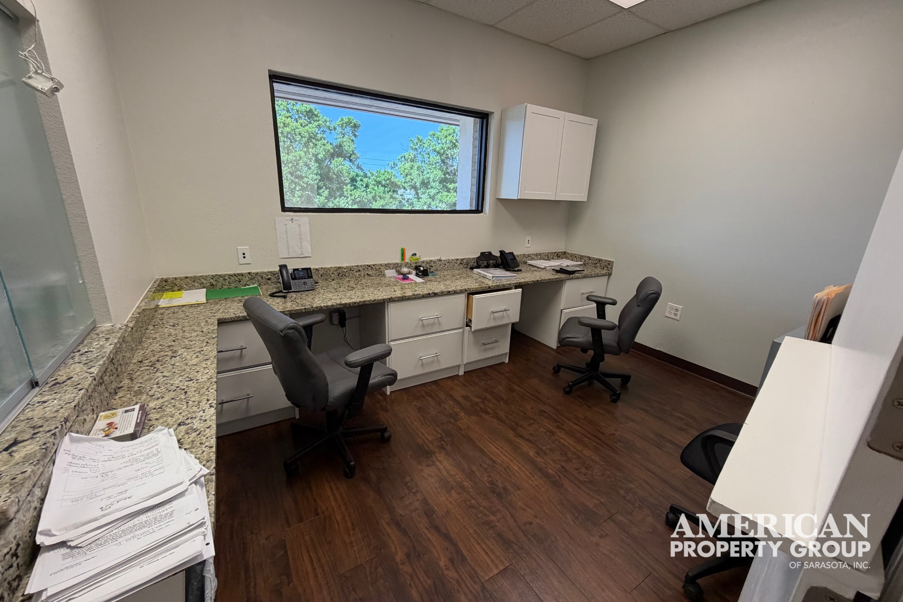 3920 Bee Ridge Rd, Sarasota, FL for lease Interior Photo- Image 1 of 14