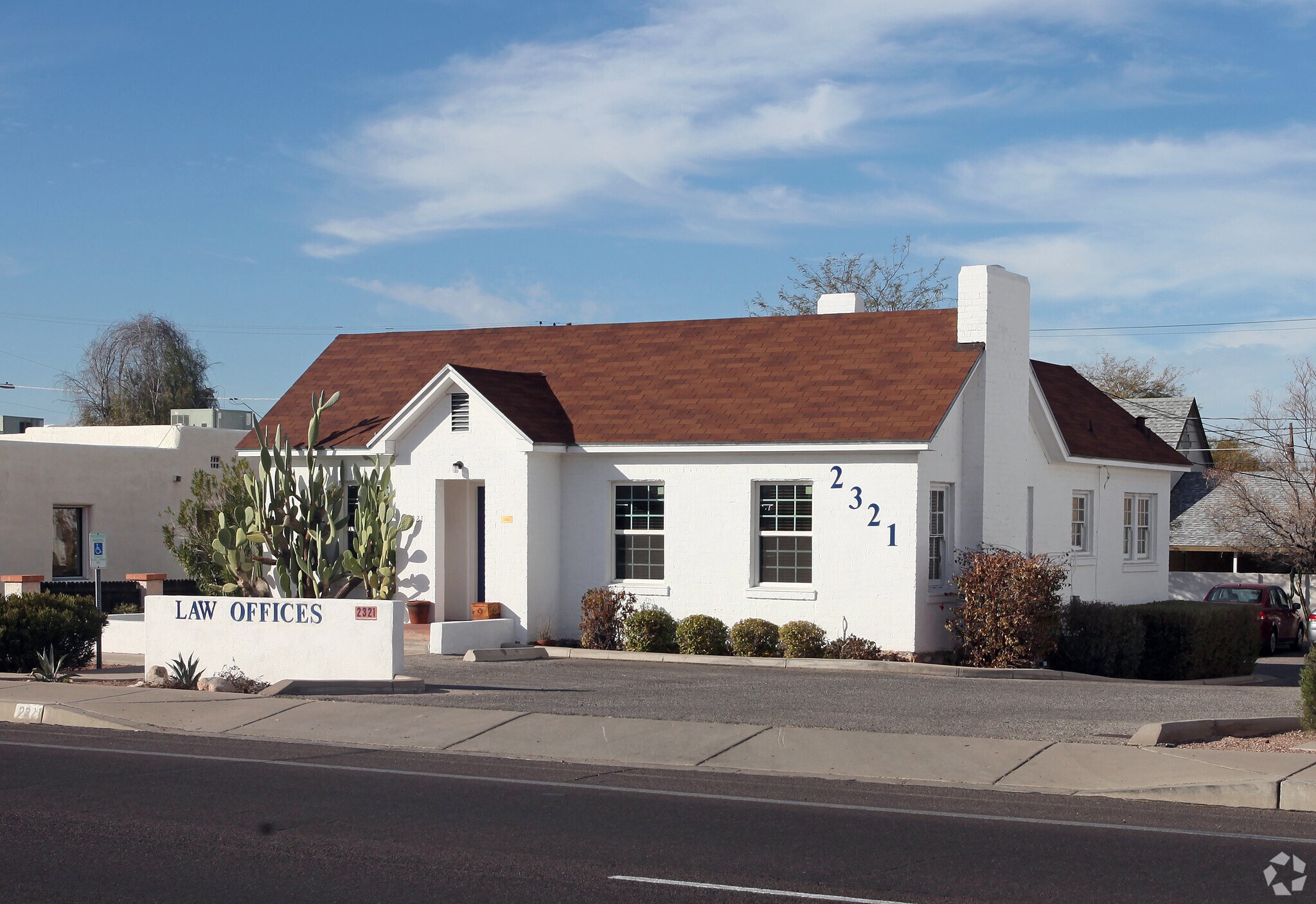 2321 E Speedway Blvd, Tucson, AZ for lease Primary Photo- Image 1 of 14