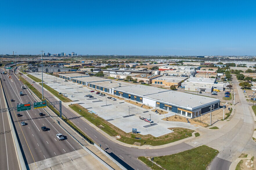 3216-3308 Royalty Row, Irving, TX à louer - Aérien - Image 3 de 22
