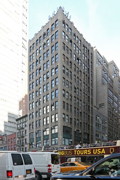 275 W 39th St, New York, NY for lease - Building Photo - Image 2 of 7