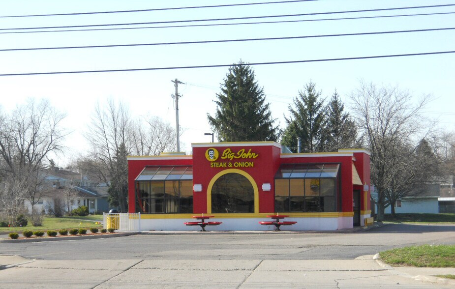 4021 W Saginaw Hwy, Lansing, MI for lease - Building Photo - Image 1 of 4