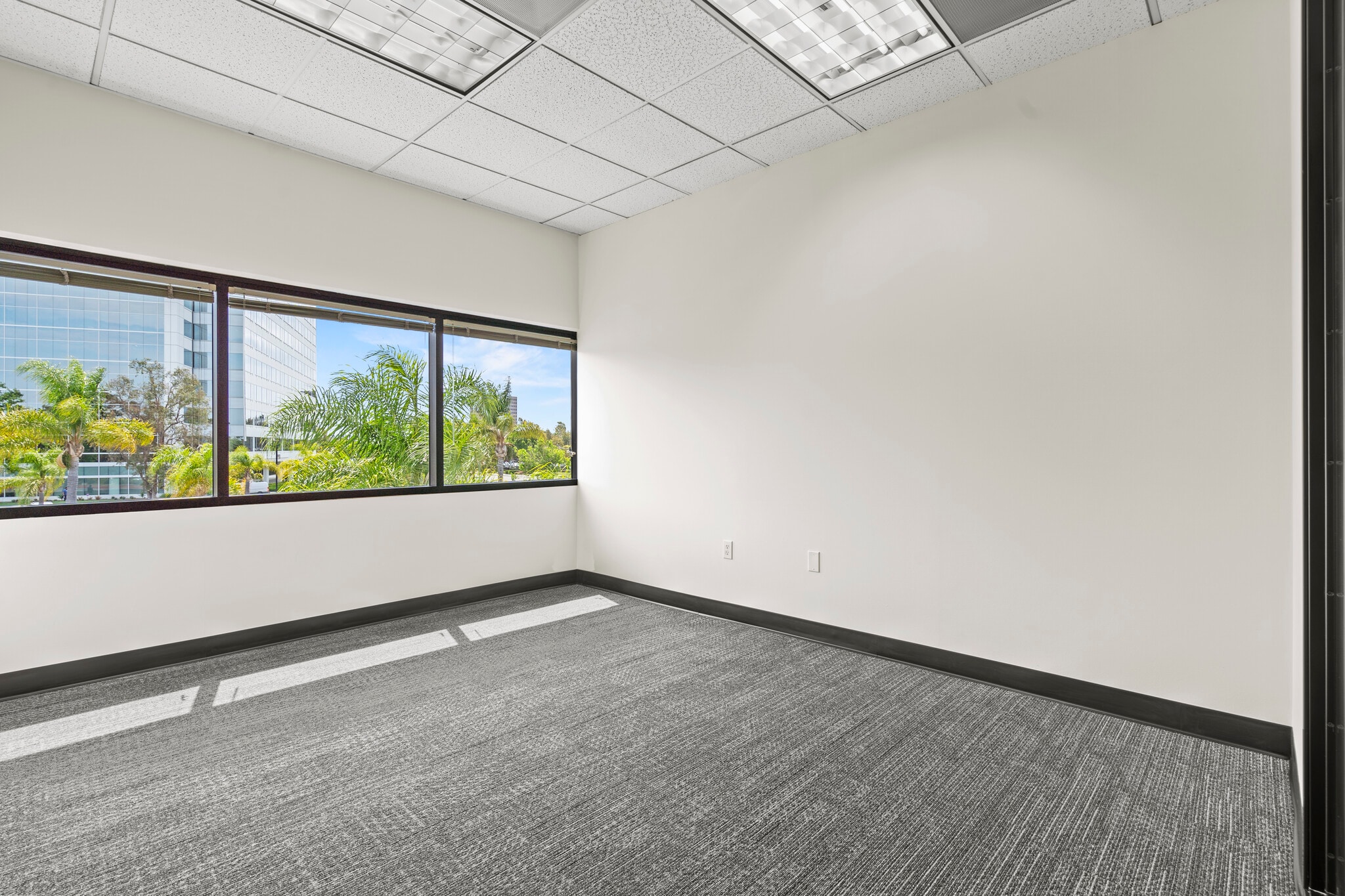 2151 Michelson Dr, Irvine, CA for lease Interior Photo- Image 1 of 5