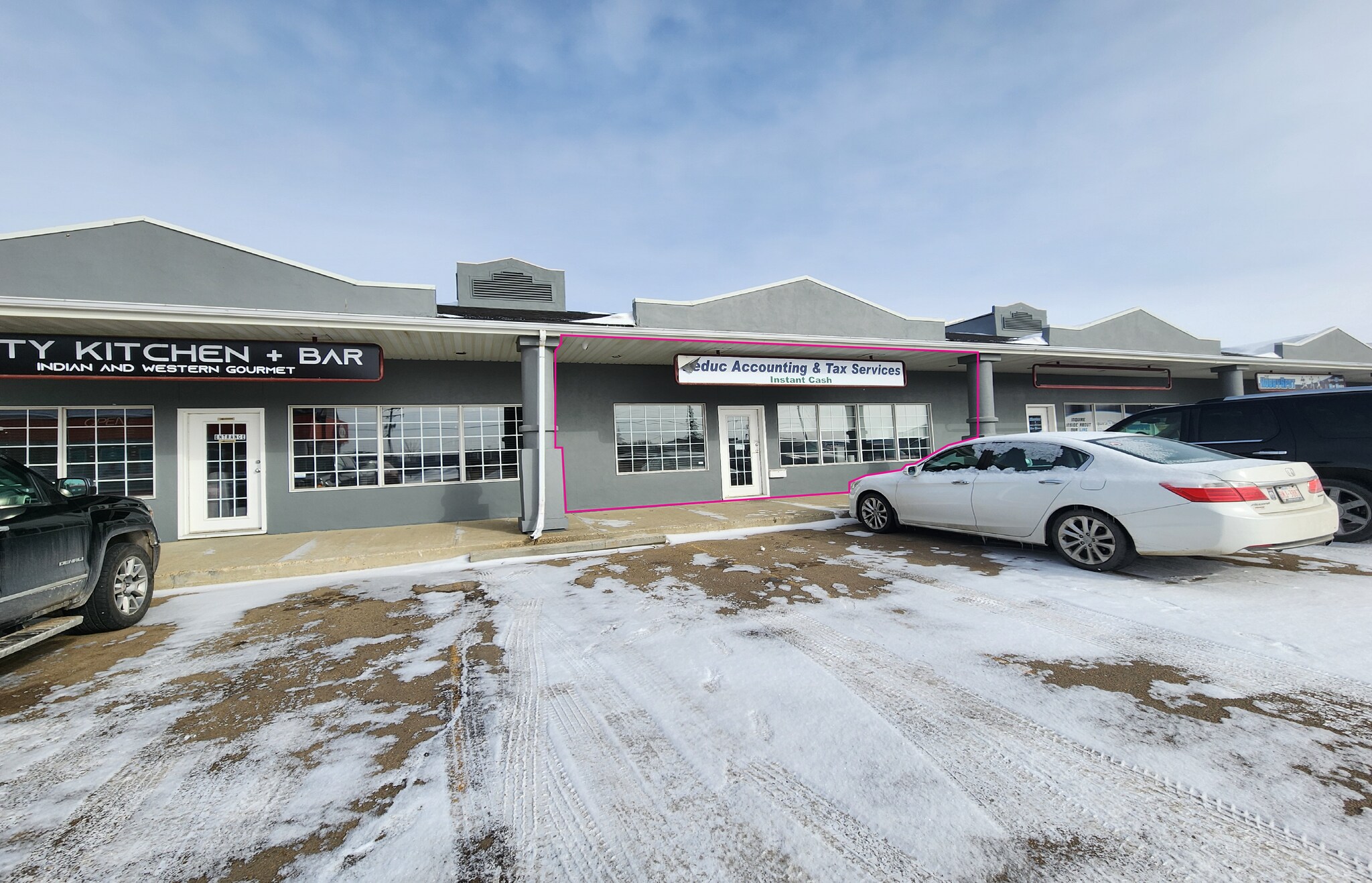 6201 50th St, Leduc, AB à vendre Photo du bâtiment- Image 1 de 1