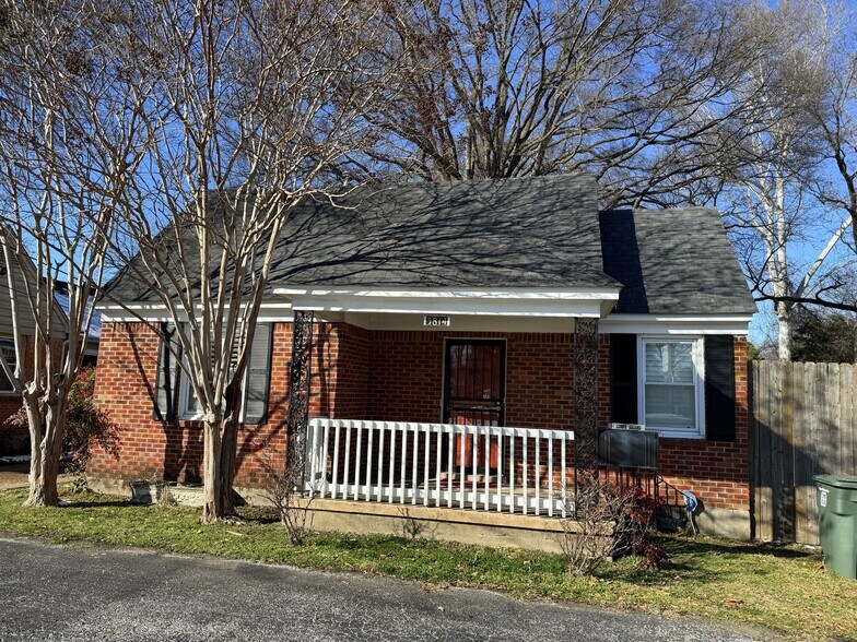 3814 Summer Ave, Memphis, TN à louer - Photo du bâtiment - Image 2 de 11