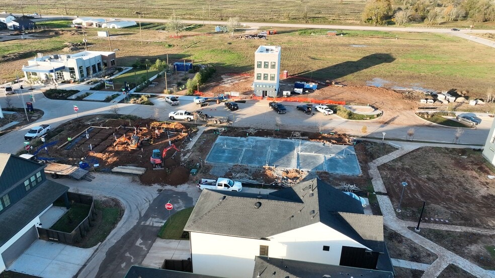 1241 Mercantile St, Richmond, TX à vendre - Vidéo sur l’inscription commerciale - Image 2 de 12