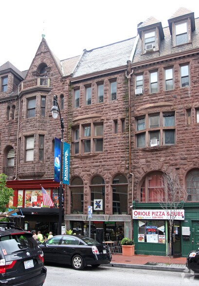 1307 N Charles St, Baltimore, MD à vendre - Photo du bâtiment - Image 2 de 3