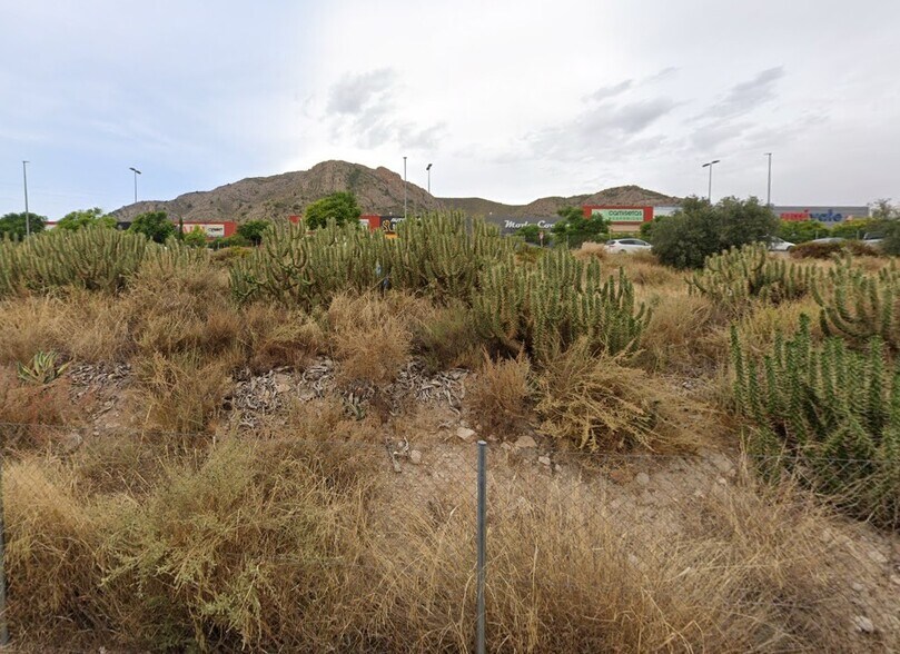 Carrer Polígono, Elda, Alicante à vendre - Photo du bâtiment - Image 3 de 3