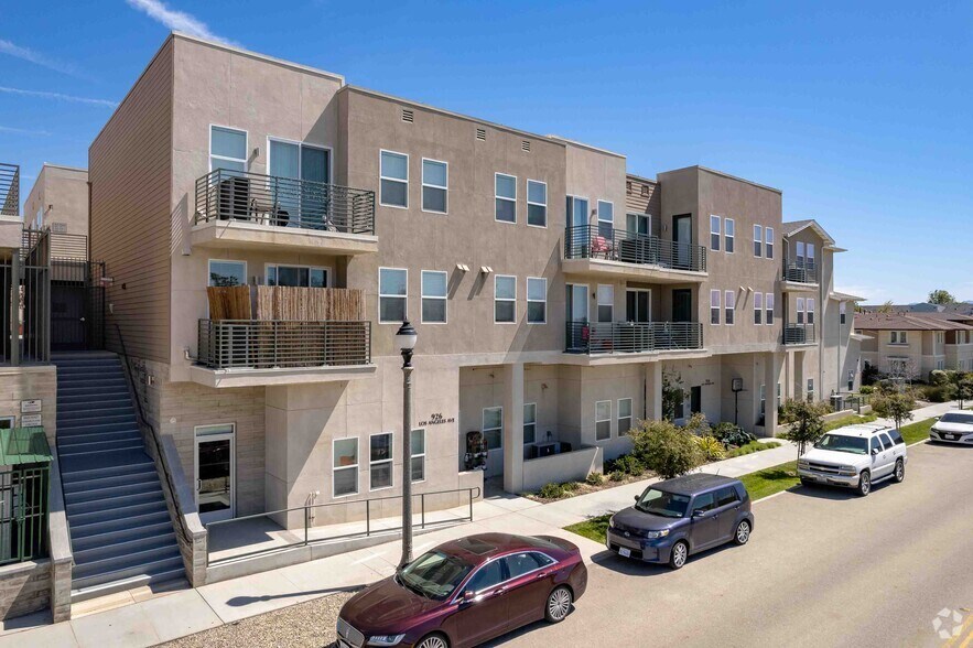 11114 Darling Rd, Ventura, CA à louer - Photo principale - Image 2 de 63