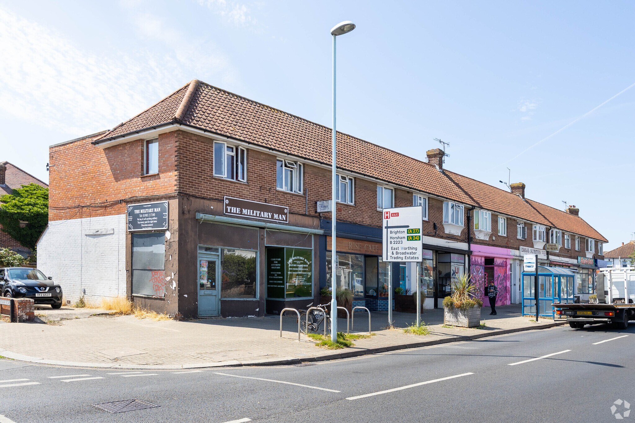 Brougham Rd, Worthing à louer Photo principale- Image 1 de 4