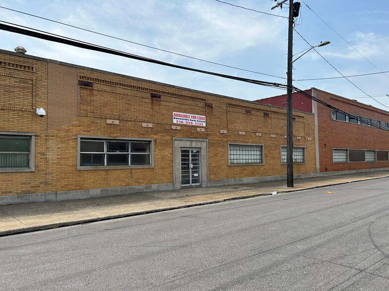 2330 Hamilton Ave, Cleveland, OH for sale - Building Photo - Image 1 of 1