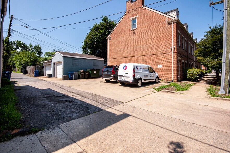 1020 Princess St, Alexandria, VA à vendre - Photo du bâtiment - Image 3 de 29