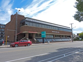 Plus de détails pour 4705 48 Ave, Red Deer, AB - Bureau à louer