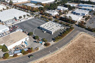 1260 S Dupont Ave, Ontario, CA - Aérien Vue de la carte - Image1