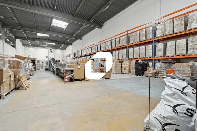 Industrial in Le Blanc-Mesnil for lease - Interior Photo - Image 3 of 14