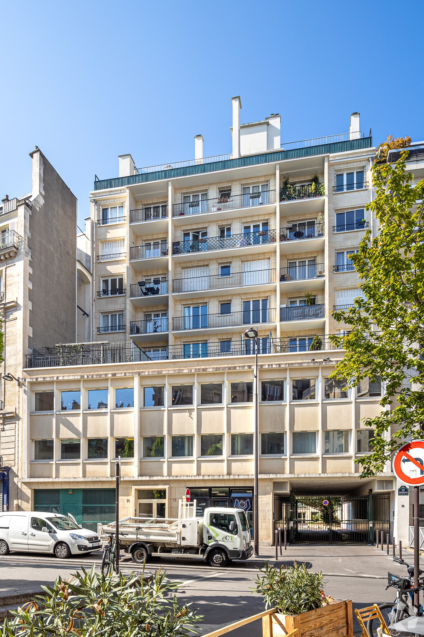 71-73 Rue De Saussure, Paris à louer Photo intérieure- Image 1 de 10