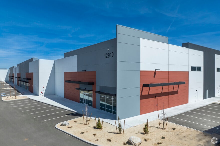 12910 Old Virginia Rd, Reno, NV for lease - Building Photo - Image 2 of 3
