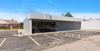 Plus de détails pour 17423 E 9 Mile Rd, Eastpointe, MI - Commerce de détail à vendre