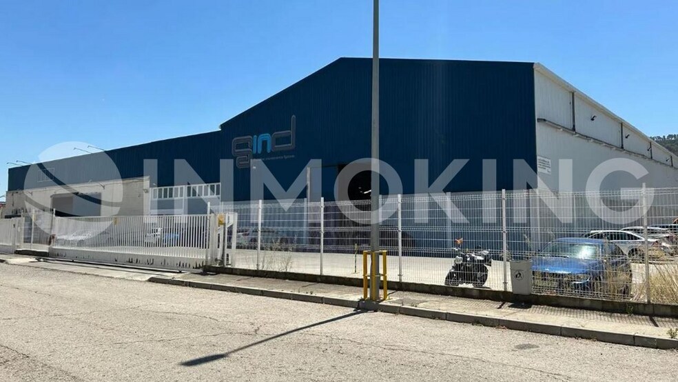 Industriel dans Alcalá de Henares, Madrid à louer - Photo du bâtiment - Image 1 de 8