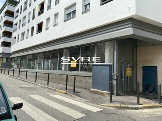 Plus de détails pour Commerce de détail à louer