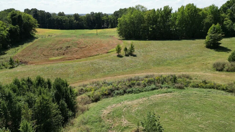 2560 US Highway 60 E, Henderson, KY à vendre - Vidéo sur l’inscription commerciale - Image 2 de 23