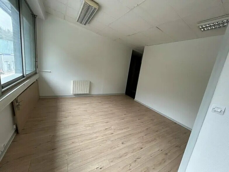 Bureau dans Vienne à louer - Photo intérieure - Image 1 de 12