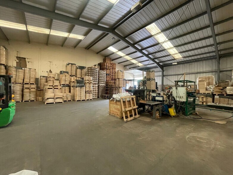 Eland Rd, Denaby Main à louer - Photo du bâtiment - Image 3 de 5