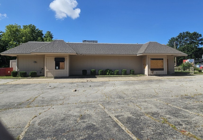 2920 NE Adams St, Peoria, IL à vendre Photo principale- Image 1 de 8