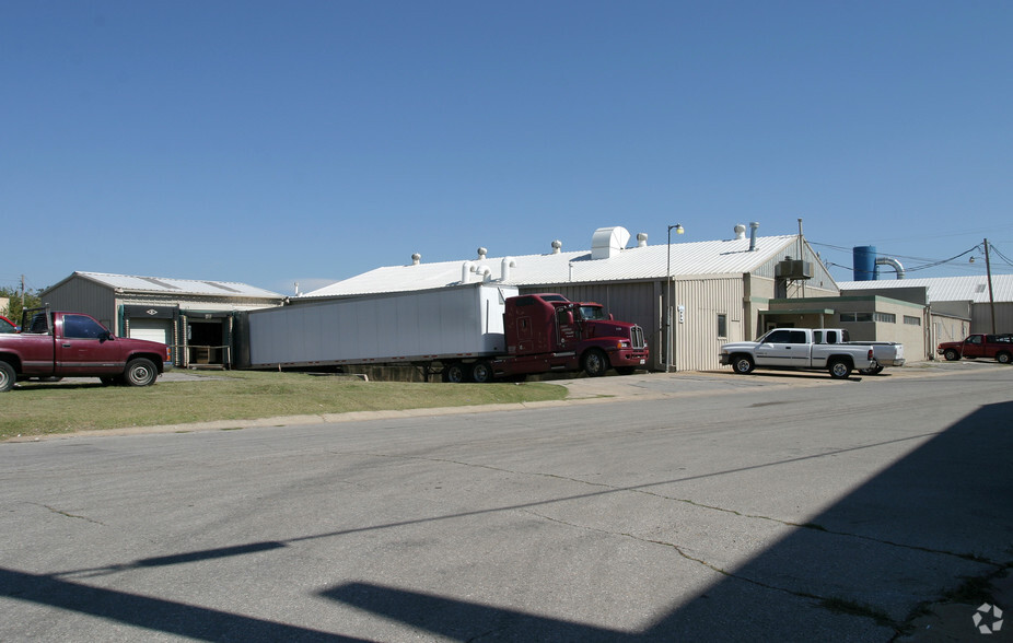 1639 NW 5th St, Oklahoma City, OK for sale - Building Photo - Image 3 of 53