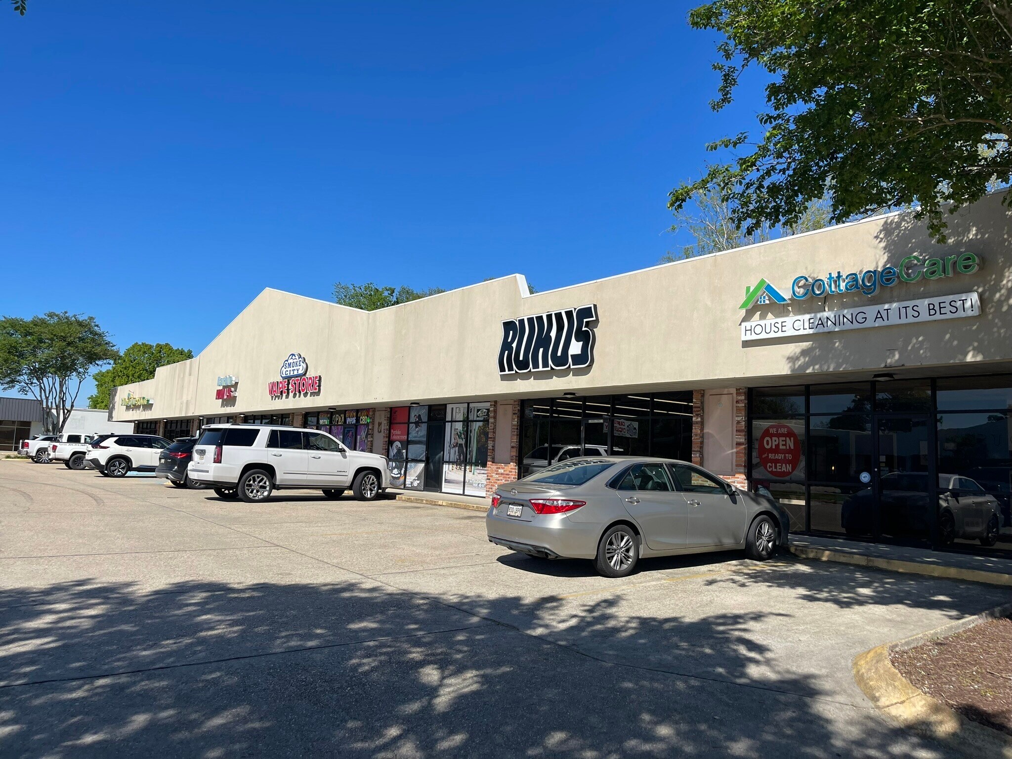 5551 Jones Creek Rd, Baton Rouge, LA for lease Building Photo- Image 1 of 40