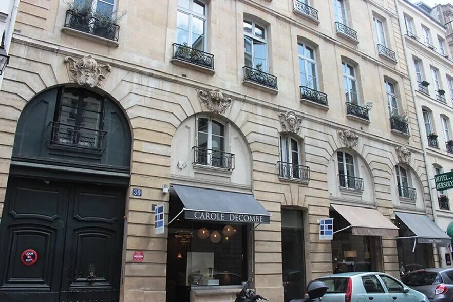 119 Rue De Lille, Paris for lease - Building Photo - Image 1 of 9