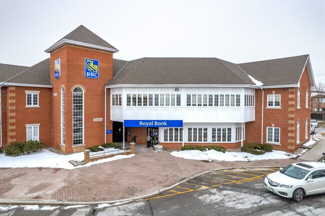 Plus de détails pour 4500 Hwy-7, Vaughan, ON - Bureau, Commerce de détail à louer