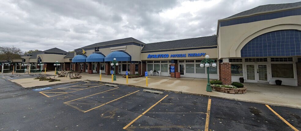 7201 W College Dr, Palos Heights, IL à louer - Photo du bâtiment - Image 2 de 4
