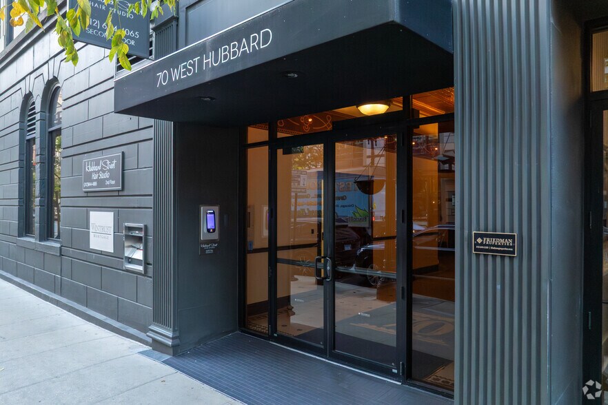70 W Hubbard St, Chicago, IL à louer - Photo du bâtiment - Image 3 de 7