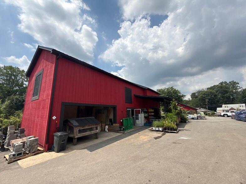 563 River Rd, New Milford, NJ for sale - Building Photo - Image 3 of 47