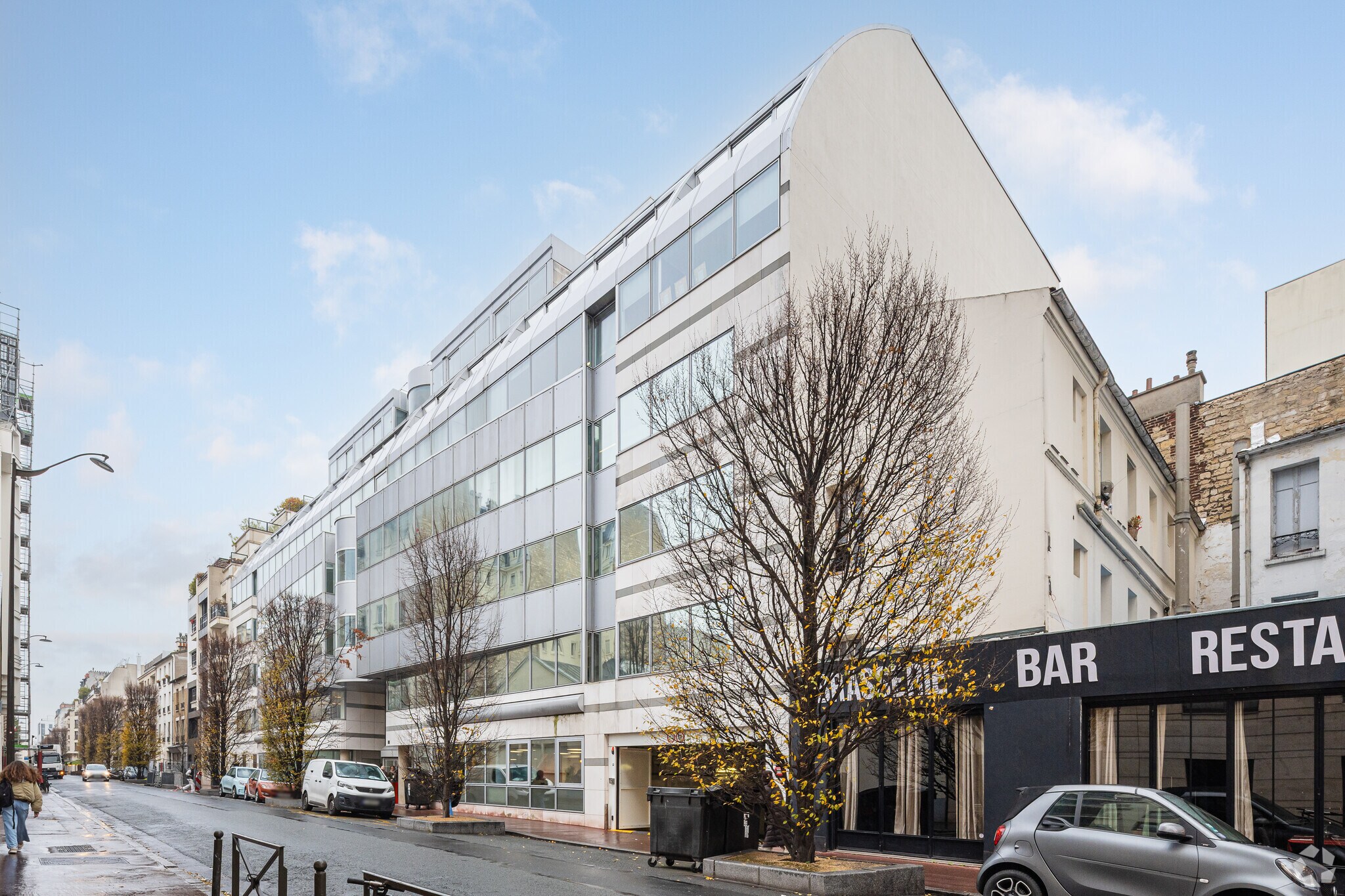 70 Rue Rivay, Levallois-Perret for lease Primary Photo- Image 1 of 5