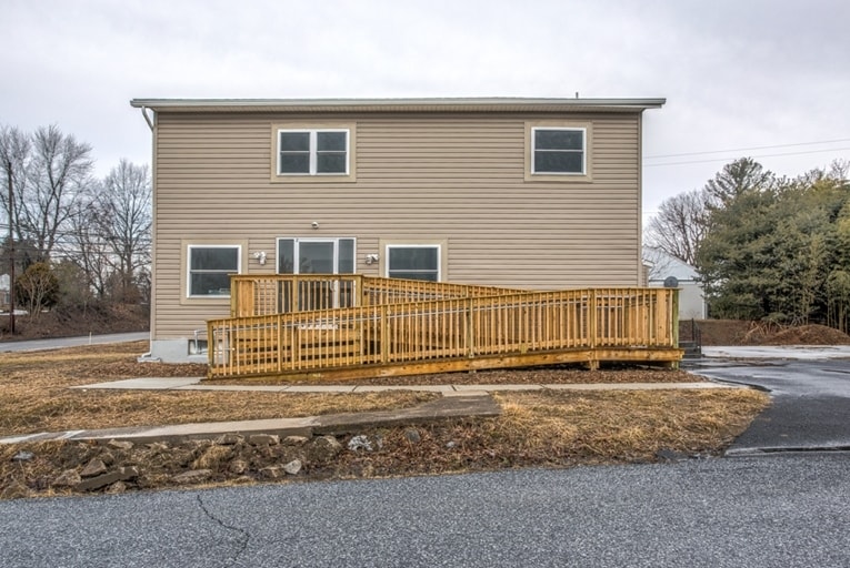 701 N Mountain Rd, Harrisburg, PA for lease Building Photo- Image 1 of 5