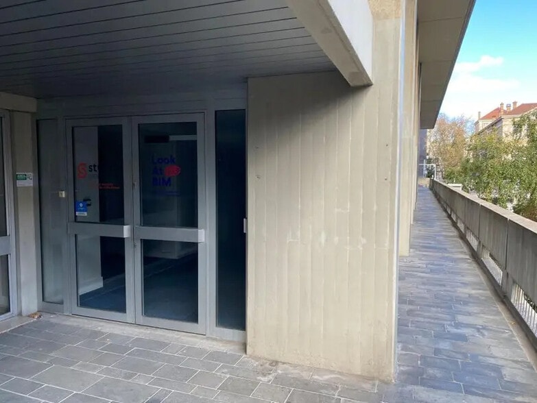 100 Cours Lafayette, Lyon for lease - Building Photo - Image 2 of 10