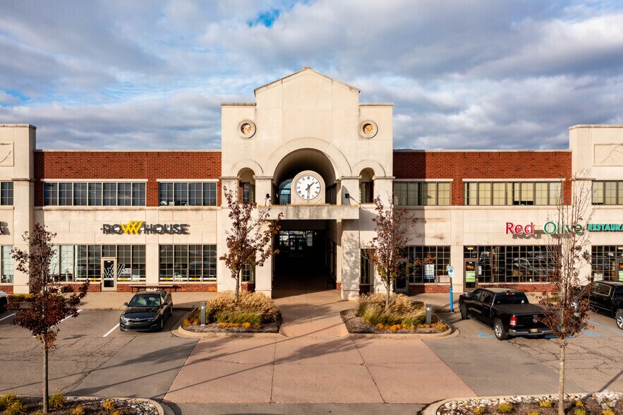 1170-1254 Walton Blvd, Rochester Hills, MI à louer - Photo du bâtiment - Image 3 de 8