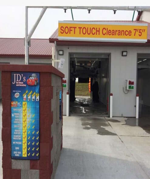 6070 N 261st Cir, Valley, NE for sale - Building Photo - Image 3 of 11