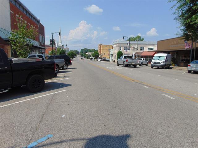 116 Jackson Ave N, Russellville, AL à vendre - Photo du bâtiment - Image 2 de 4