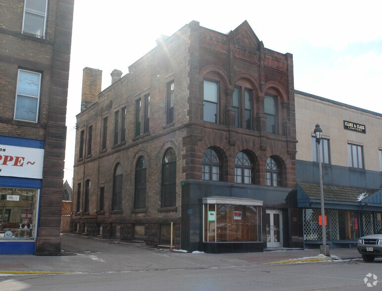 212-214 Main St W, Ashland, WI à louer - Photo du bâtiment - Image 2 de 2