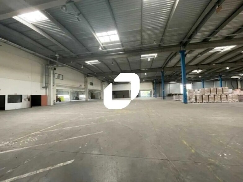 Bureau dans Taverny à louer - Photo intérieure - Image 2 de 12