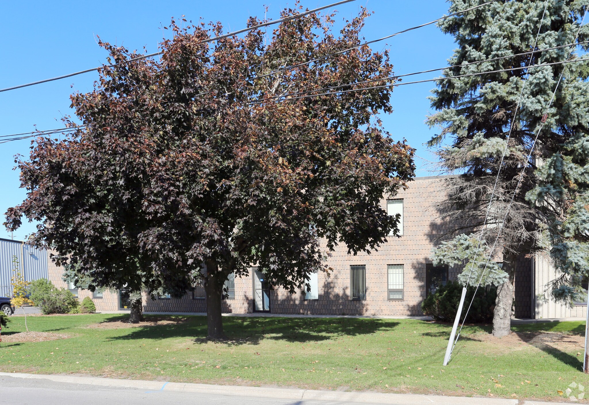 19 Community Ave, Stoney Creek, ON à vendre Photo principale- Image 1 de 1