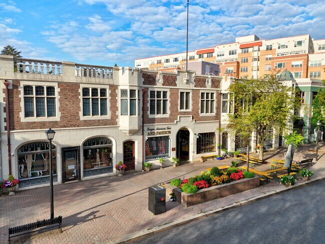 Plus de détails pour 40-46 Church St, Montclair, NJ - Bureau/Commerce de détail à louer